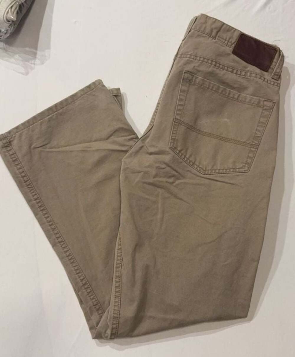 #182 Dockers D3 Classic Fit Khaki Pants Size 32x30